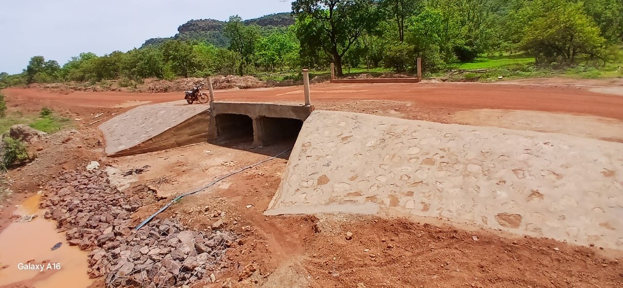 Travaux BTP et ouvrages realises par MOHA COM SARL au Mali